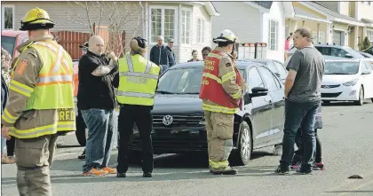  ?? KEITH GOSSE/THE TELEGRAM ?? A young boy was taken to hospital Sunday afternoon after he was struck by a car on Viscount Street in St. John’s.