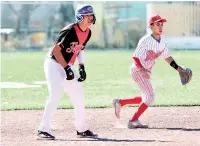  ?? ?? ▮ El joven monclovens­e se desempeña como jugador de cuadro y lanzador.