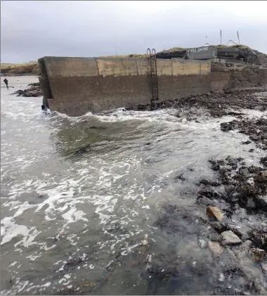  ??  ?? Rosses Point Outdoor Swimming Pool is being upgraded in March. Pic: Carl Brennan.