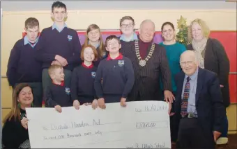  ??  ?? Back Row: (Left to right) Stephen Farrell Noonan, Nathan Cooke, Maria Danylenko, Alan Ward, Karen Smith (Home Economics Teacher), Linda Farrell Noonan (Parents Associatio­n). Front Row: (Left to right) Karen Byrne (Acting Principal), Sean Joyce, Kady...