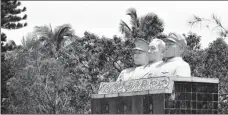  ?? XU ERSHENG / FOR CHINA DAILY ?? Statues of three heroes from Hainan’s revolution­ary history at the Yanfeng People’s Revolution­ary Memorial in Haikou, Hainan province.