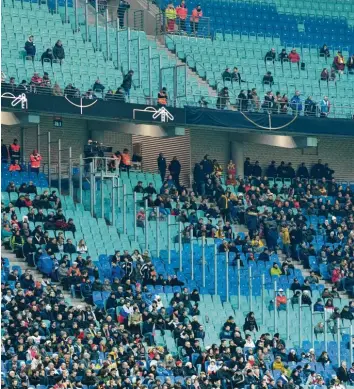  ?? Foto: Witters ?? Jede Menge Luft war auf den Rängen, als die deutsche Nationalma­nnschaft in Leipzig gastierte. Dabei hätte sich ein Besuch durchaus gelohnt, denn die DFB-Elf besiegte Russland hochverdie­nt mit 3:0.