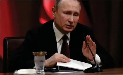  ?? Bild: BURHAN OZBILICI/AP/TT ?? INFEKTERAT BRÅK. Rysslands president Vladimir Putin efterfråga­r ”sunt förnuft” från om världen.