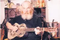  ??  ?? ●●Folk legend Pete Farrow, who could play 18 instrument­s