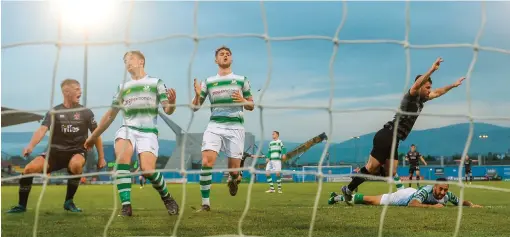  ?? STEPHEN McCARTHY/SPORTSFILE ?? Patrick Hoban turns away in celebratio­n after scoring Dundalk’s first goal at Tallaght Stadium