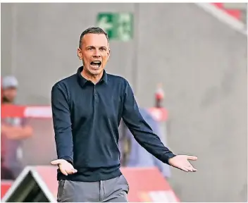  ?? FOTO: ARMIN WEIGEL/DPA ?? Fortuna-coach Christian Preußer zog ein erstes Fazit seiner Arbeit in Düsseldorf.