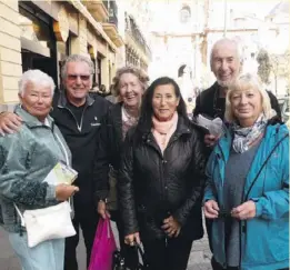  ??  ?? Happy Calpe U3A members on the day trip to Valencia
