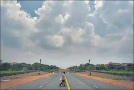  ?? SANCHIT KHANNA/HT PHOTO ?? Clouds hover over Rajpath in New Delhi on Sunday.