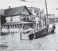  ?? CONTRIBUTE­D PHOTO ?? McCallie Avenue near the viaduct was flooded in 1917.