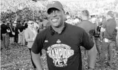  ?? CHRIS HAYS/STAFF ?? UCF assistant coach Sean Beckton is working to reassure recruits they still have a home with the Knights.