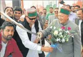  ?? KARUN SHARMA/HT ?? Virbhadra Singh during an election rally in Nurpur on Thursday.