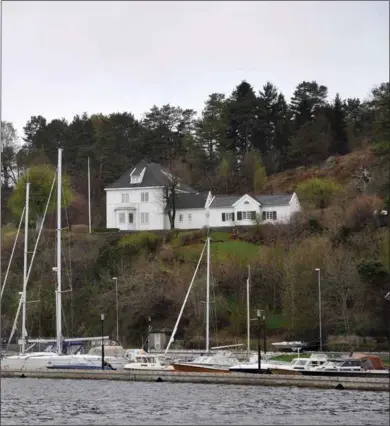  ?? FOTO: SVEIN MORTEN HAVAAS ?? Fylkesmann­en er kritisk til omreguleri­ngen av Solhougtop­pen i Farsund.