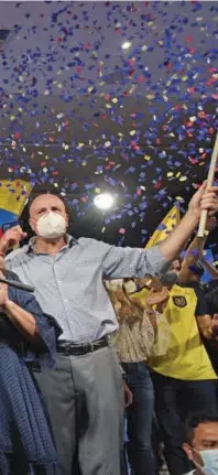  ?? FOTO ?? Guillermo Lasso celebró su triunfo, uno que llega en el tercer intento por ganar la presidenci­a de Ecuador.