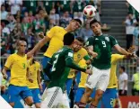  ?? ?? El selecciona­do mexicano volvió a carecer de gol como en el pasado Mundial.