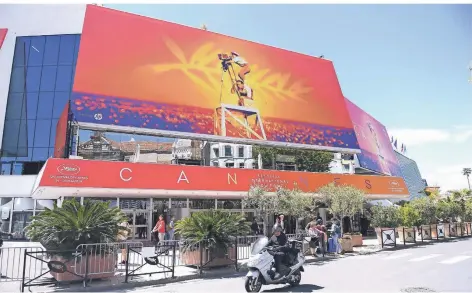  ??  ?? Im Palais des Festivals von Cannes bleiben in diesem Jahr die Kinosäle dunkel. Die Festspiele sind abgesagt.