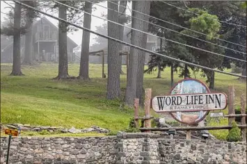  ?? ?? Existing buildings at the Word of Life Lodge will be converted into 121 guest rooms including 69 standard rooms, 25 suites, nine seasonal chalets, eight cabins and 10 glamping sites.