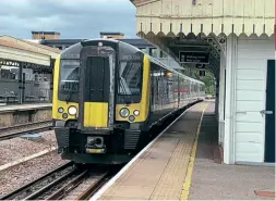  ?? KEITH MERRITT/RCTS ?? SWR Class 450 No 450039 at Ascot about to work the 11.53 service to Aldershot on October 4, 2022.