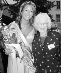  ??  ?? 2005 Strawberry Festival Queen, Nadia Malocca pictured with committe president Maureen O’Connor.