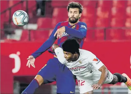  ?? FOTO: AP ?? Piqué se la tiró al Madrid
El central dijo que será difícil ganar la Liga después de ver cómo han ido las dos últimas jornadas