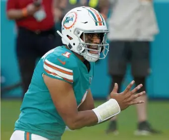  ?? GeTTy ImaGes FILe ?? TUA TIME: The Patriots will get their first look at Dolphins rookie QB Tua Tagovailoa on Sunday.