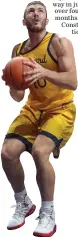  ?? PHOTO: GETTY IMAGES ?? Geremy McKay lines up a basket for the Vanguard Lions during a college basketball game at Taco Bell Arena, in Boise, Idaho, in 2018.