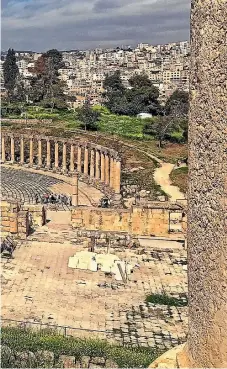  ?? PHOTOS: ISTOCK ?? The breathtaki­ng oval plaza in ancient Jerash.