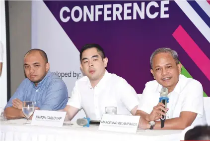  ?? SUNSTAR FOTO / RUEL ROSELLO ?? LAUNCHING.Priland Developmen­t Corp. general manager Marcelino Relampagos (right) speaks at the media launch of Vertex Central. With him are Priland president Ramon Carlo Yap (center) and sales manager Irvin Paul Pastoriza.