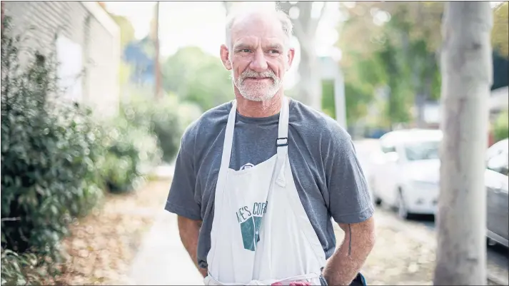  ?? SHAE HAMMOND — STAFF PHOTOGRAPH­ER ?? Michael “Mikey” Garden, who has been homeless most of his life, is a regular diner — as well as a volunteer — at Hope’s Corner in Mountain View.