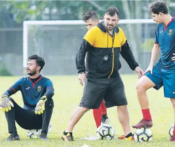  ?? FOTO: EL HERALDO ?? El Tato asegura que hasta ayer le comunicó su decisión al plantel; a la directiva, hace una semana.