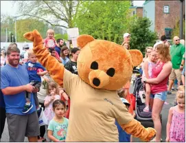 ?? JESI YOST — FOR MEDIANEWS GROUP ?? Building a Better Boyertown’s Coming Out of Hibernatio­n spring event on April 20includes waking up the bear mascot Bearianne.