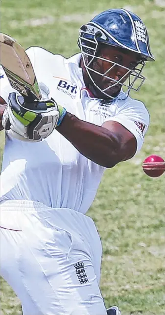  ?? Picture: ROB GRIFFITH ?? Michael Carberry, who is tipped to open the innings for England with Alastair Cook in the first Test at the Gabba, attempts a pull shot at the SCG yesterday