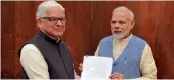  ??  ?? Ex- Union Law and Justice Minister Ashwani Kumar hands over letter seeking action on privacy protection laws to PM Modi.