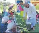  ?? HT PHOTO ?? Dr Bharatshab­ha Dasa, director Akshay Patra, serving food to widows in Vrindavan on Wednesday.