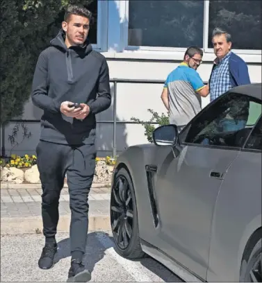  ??  ?? CON FRANCIA. Lucas Hernández fue convocado por Francia, el único país con el que puede jugar.