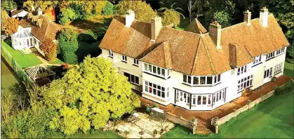  ??  ?? HOME TRUTH: The grand Buckingham­shire property owned by George Pendle that le Carré would pass in the 1960s