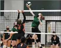  ?? PHOTO BY VICKY SHEA ?? Annie Loken rises up for one of her four kills against Wasco. The Lady Warriors defeated the Tigers in straight sets, 25-19, 25-21, 25-18.