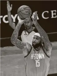  ?? Yi-Chin Lee / Staff photograph­er ?? DeMarcus Cousins took big steps toward regaining form in the games Christian Wood recently missed.