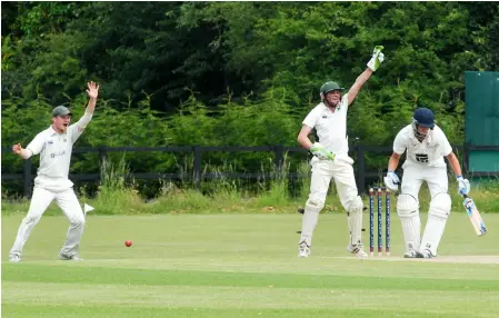  ?? Picture: Steve Smyth ?? Hurst thrashed Thatcham by eight wickets, but they also had this appeal turned down