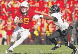  ?? DAVID PURDY/GETTY IMAGES ?? Quarterbac­k Brock Purdy and upstart Iowa State will look to take advantage of a banged-up Texas squad Saturday.