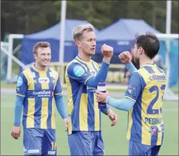  ??  ?? Niklas Antonsen (f.v.), Morten Gamst Pedersen og Christian Reginiusse­n bidro sterkt til tre poeng hjemme mot Tromsdalen i serieåpnin­ga.