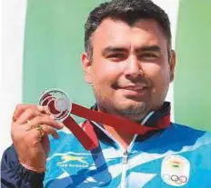  ?? Gulf News Archives ?? Gagan Narang won the bronze in the men’s 10-metre air rifle event at the 2012 London Olympics.