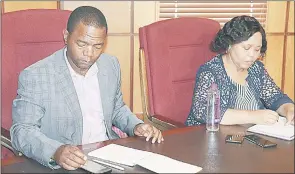  ?? (Pic: Government Twitter) ?? Principal Secretary (PS) in the Ministry of Health Dr. Simon Zwane (L) and Minister of Health Lizzie Nkosi.