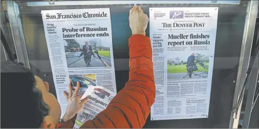  ?? AP ?? EN TODO EL PAIS. La prensa estadounid­ense destacó ayer en sus portadas la finalizaci­ón del reporte sobre el Rusiagate.