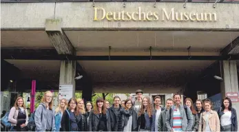  ?? FOTO: STADT ?? Im Deutschen Museum in München erfuhren die Bad Waldseer einiges über die Themen Solar-, Wasser- und Windenergi­e sowie Mobilität und Atomenergi­e.