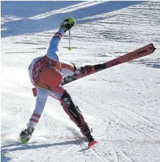  ?? FOTO: IMAGO ?? Kurios über die Ziellinie – Marcel Hirscher bei seinem Goldlauf.