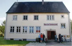  ?? Foto: Dieter Becker ?? Da das Haus der Gemeinscha­ft in Eutenhause­n für größere Veranstalt­ungen zu klein geworden ist, wird das Gebäude nun um einen Anbau ergänzt.