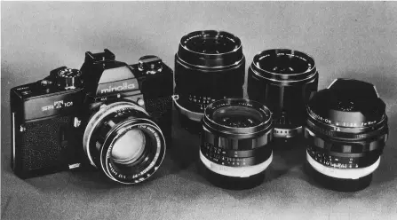  ??  ?? Minolta und der Aufstieg der SLR
Die Minolta SR-T 101 war eine Topkamera. Zu ihren Highlights gehörten Offenblend­enmessung, elektronis­che Informatio­nsanzeige im Sucher und ein breites Angebot an Objektiven.