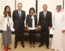  ??  ?? KUWAIT: AUB executive management are pictured with LoYAC representa­tives.