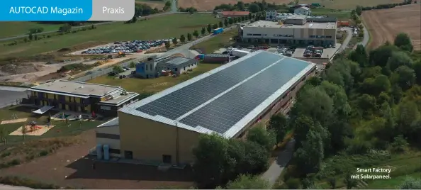  ??  ?? Smart Factory mit Solarpanee­l.