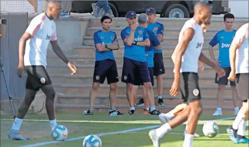  ??  ?? SINCERO. Marcelino, ayer, durante la rueda de prensa previa al partido contra el Inter, en el Naranja.